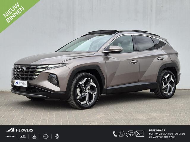 Hyundai TUCSON 1.6 T-GDI HEV 230 pk Premium Sky Automaat / 1650kg Trekgewicht / Glazen schuif- en kanteldak / Stuur- en Stoelverwarming / Adaptief cruise control / Stoelventilatie voor / Rondomzicht camera / Elektrische bedienbare achterklep /