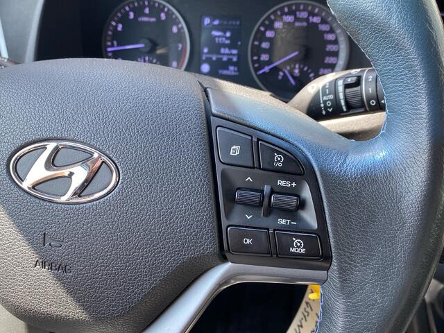 Hyundai TUCSON 1.6 T-GDi i-Motion 4WD!! 1600Kg Trekgewicht! Automaat! | Automaat! | Cruise | Climate | Trekhaak | Navi | PDC Achter RIJKLAARPRIJS INCL 12 MAANDEN GARANTIE EN BEURT