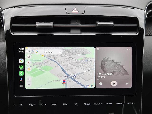 Hyundai TUCSON 1.6 T-GDI PHEV Plug-in Premium 4WD Automaat / Apple Carplay Android Auto / Tranhaak vast / Rondomzicht camera / Stuur- en Stoelverwarming / Adaptief CC / Achterbank verwarming / Stoelventilatie voor /