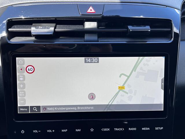 Hyundai TUCSON 1.6 T-GDI PHEV N Line Edition 265PK 4WD Automaat / Dealer onderhouden / SoH 100 % / Trekgewicht 1.350 kg/ 360° Camera / Apple Carplay Android Auto / Adaptief CC / Stuur- en Stoelverwarming / Elektrische klep /