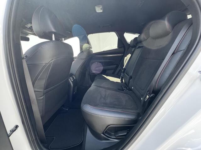 Hyundai TUCSON 1.6 T-GDI PHEV N Line Edition 265PK 4WD Automaat / Dealer onderhouden / SoH 100 % / Trekgewicht 1.350 kg/ 360° Camera / Apple Carplay Android Auto / Adaptief CC / Stuur- en Stoelverwarming / Elektrische klep /