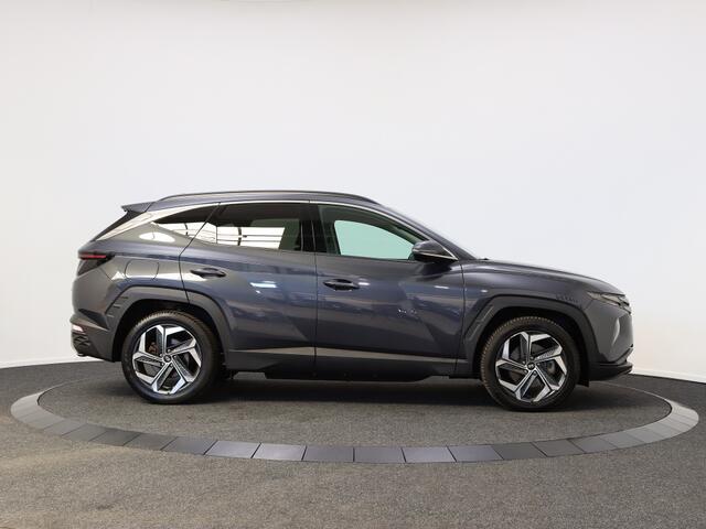 Hyundai TUCSON 1.6 T-GDI PHEV Comf | Parkeersensoren | Navigatie | Carplay |