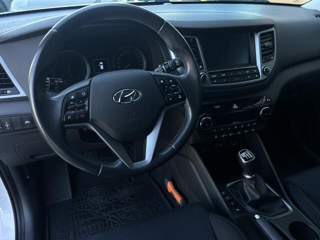 Hyundai TUCSON 1.6 GDi Anniversary Edition | Trekhaak | Navigatie | Lichtmetalen velgen 17'' | Stoelverwarming |