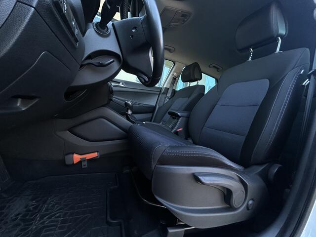 Hyundai TUCSON 1.6 GDi Anniversary Edition | Trekhaak | Navigatie | Lichtmetalen velgen 17'' | Stoelverwarming |
