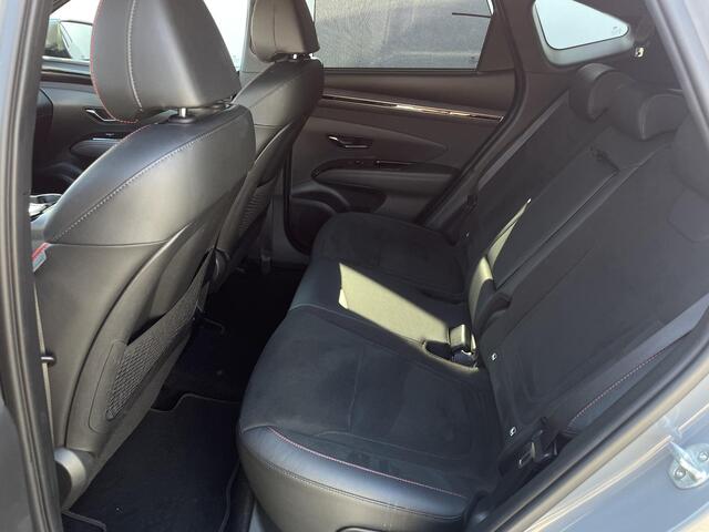 Hyundai TUCSON 1.6 T-GDI PHEV N Line Sky 4WD / Rondomzicht camera / Apple Carplay Android Auto / Adaptief cruise control / Trekgewicht 1350 Kg / Stuur- en Stoelverwarming / Elektrisch bedienbare stoelen - achterklep /