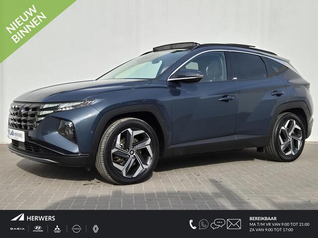 Hyundai TUCSON 1.6 T-GDI PHEV Plug-in Premium Sky 4WD Automaat / Glazen schuif- en kanteldak / Adaptief CC / Stuur- en Stoelverwarming / Rondom zicht camera / Elektrische achterklep / Stoelventilatie voor /