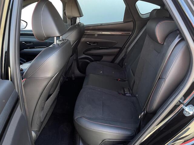 Hyundai TUCSON 1.6 T-GDI PHEV N Line 4WD / Rondomzicht camera / Apple Carplay Android Auto / Adaptief cruise control / Trekgewicht 1350 Kg / Stoelventilatie / Stuur- en Stoelverwarming / Elektrisch bedienbare stoelen - achterklep /
