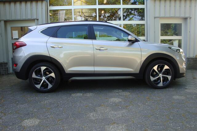 Hyundai TUCSON 1.6 T-GDi Premium 4WD / Panorama dak (open)
