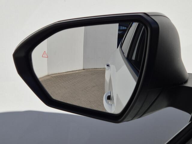 Hyundai TUCSON 1.6 T-GDI PHEV Plug-in N Line Sky 4WD Automaat / Rondomzicht camera / Apple Carplay Android Auto / Trekhaak Afneembaar / Trekgewicht 1350 Kg / Stoelventilatie / Stuur- en Stoelverwarming / Elektrisch bedienbare stoelen - achterklep /