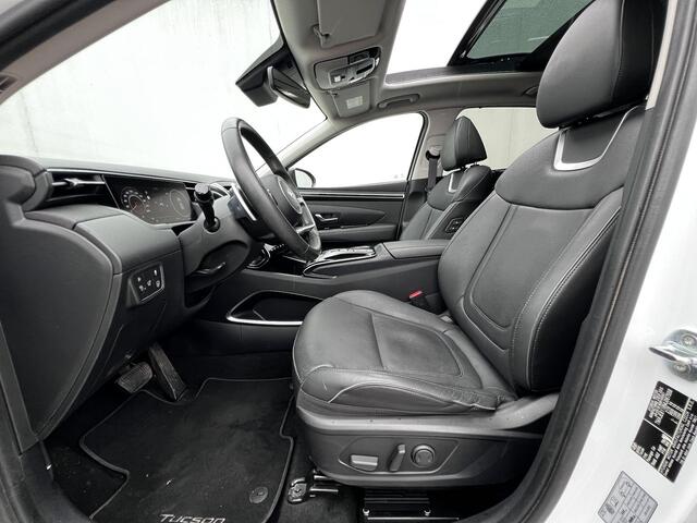 Hyundai TUCSON 1.6 T-GDI HEV 230pk Premium Sky Automaat / Trekgewicht 1.650 kg / Glazen schuif-kanteldak / Leder / Stuur-, stoel- & achterbankverwarming / Stoelventilatie /