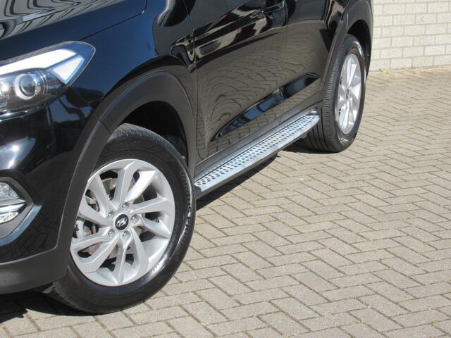 Hyundai TUCSON 1.6 GDi Go! 2e eigen | dealer onderh | sidesteps | navi | cruise | camera