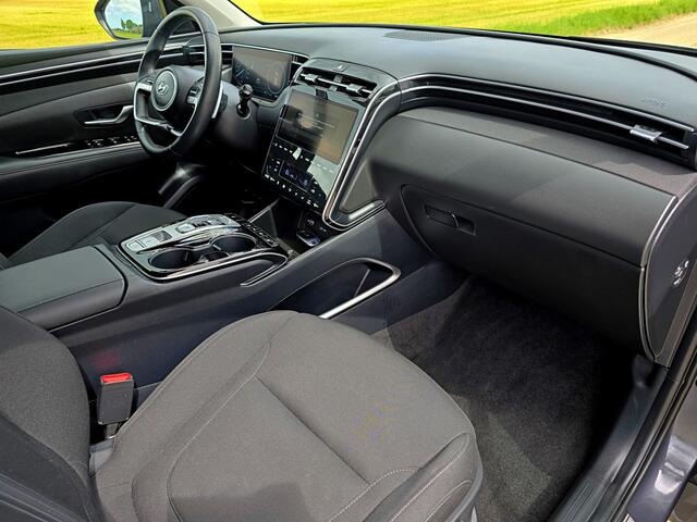 Hyundai TUCSON 1.6 T-GDI HEV Comfort Smart - 180 Pk - Euro 6 - ParkeerCamera - StoelVerwarming