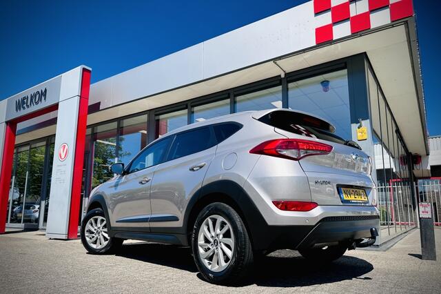 Hyundai TUCSON 1.6 GDi Anniversary Edition / TREKHAAK / CAMERA / CLIMA