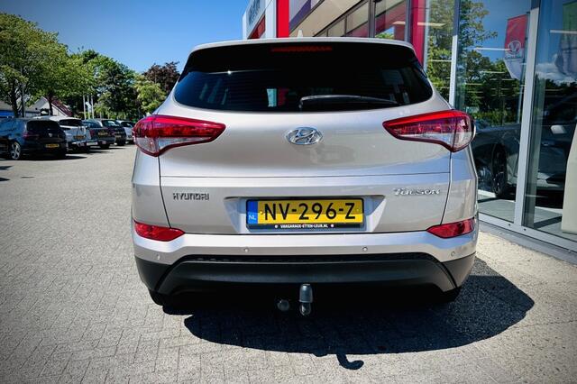 Hyundai TUCSON 1.6 GDi Anniversary Edition / TREKHAAK / CAMERA / CLIMA