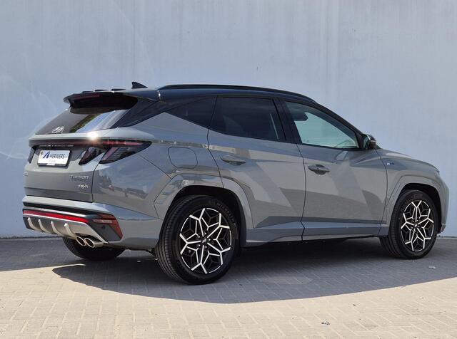 Hyundai TUCSON 1.6 T-GDI PHEV Plug-in N Line 4WD Automaat / Accu SoH 100% / Rondomzicht camera / Apple Carplay Android Auto / Trekgewicht 1350 Kg / Stoelventilatie / Stuur- en Stoelverwarming / Elektrisch bedienbare stoelen - achterklep /