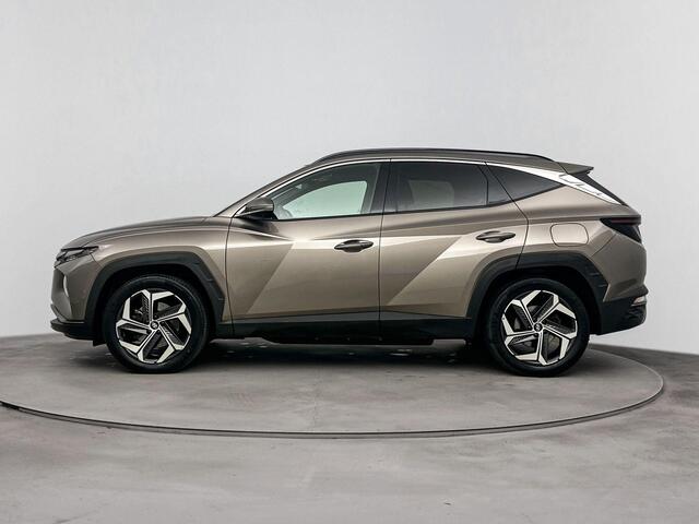 Hyundai TUCSON 1.6 T-GDI PHEV Premium Sky 4WD Lederen bekleding | Stoel en stuurverwarming | Stoelkoeling | 360 graden camera | Panoramisch schuif-/kanteldak