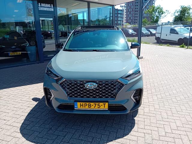 Hyundai TUCSON 1.6 T-GDI 4WD N-Line Automaat, Airco(automatisch) Carplay, Pano schuif kantel dak, Elektronische achterklep, Verwarmd stuurwiel, Navigatie, Parkeersensoren, Camera, Rijbaan detector, Dode hoekdetector, Krell audio systeem, Keyless, en nog veel veel meer Z