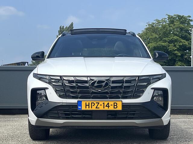 Hyundai TUCSON 1.6 T-GDI 265PK PHEV Premium Sky 4WD | Schuifkanteldak | Lederen bekleding | Navigatie & Camera | Blind-spot View Monitor |