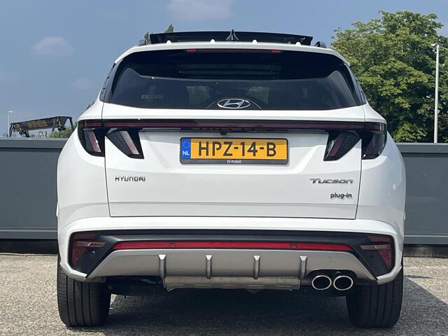 Hyundai TUCSON 1.6 T-GDI 265PK PHEV Premium Sky 4WD | Schuifkanteldak | Lederen bekleding | Navigatie & Camera | Blind-spot View Monitor |