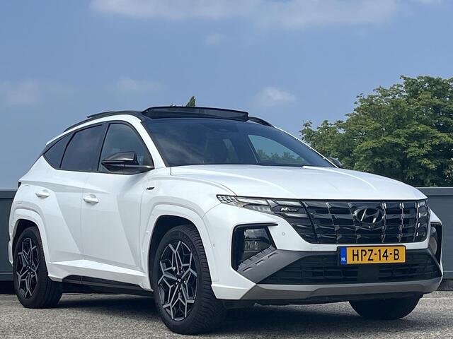 Hyundai TUCSON 1.6 T-GDI 265PK PHEV Premium Sky 4WD | Schuifkanteldak | Lederen bekleding | Navigatie & Camera | Blind-spot View Monitor |