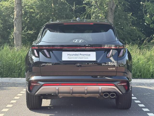 Hyundai TUCSON 1.6 T-GDI 230PK HEV N Line | 1650 kg trekvermogen | Geïntegreerde navigatiesysteem | Stoelverwarming | Android Auto & Apple Carplay | 19'' Lichtmetalen velgen |