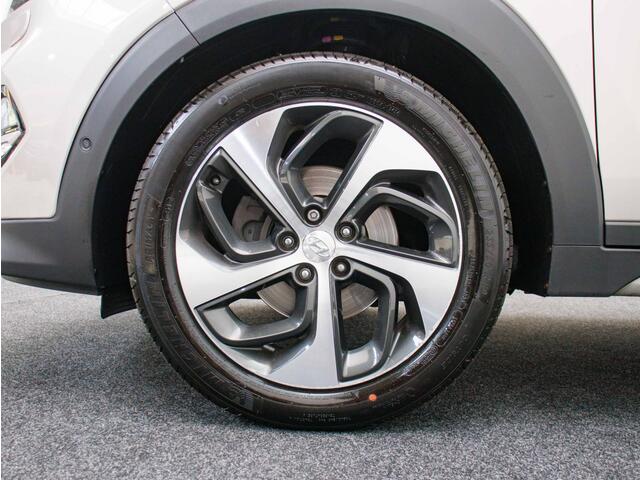 Hyundai TUCSON 1.6 T-GDi Premium 4WD AUTOMAAT | Panodak | 4x Stoelverwarming