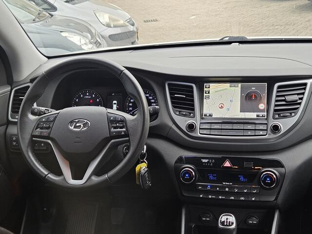 Hyundai TUCSON 1.6 GDi Comfort NAVI TEL LANE ASSIST PDC TREKHAAK SPORTSTOELEN
