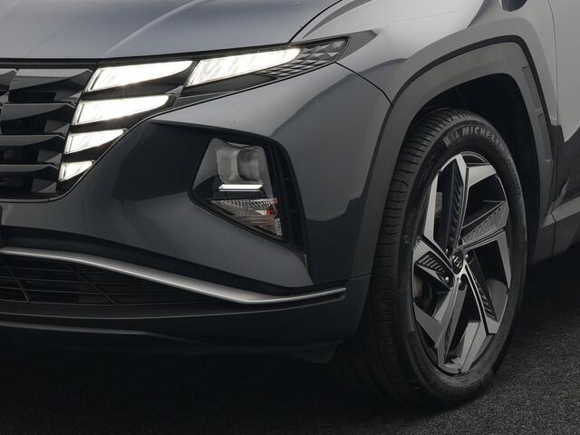 Hyundai TUCSON 1.6 T-GDI Comfort 4WD 265pk Plug In Hybrid Dealer O.H. PHEV | Sportstoelen Verwarmd | Navigatie | Camera | Apple Carplay | DAB | L.M. 19" | Climate Control | Virtual |