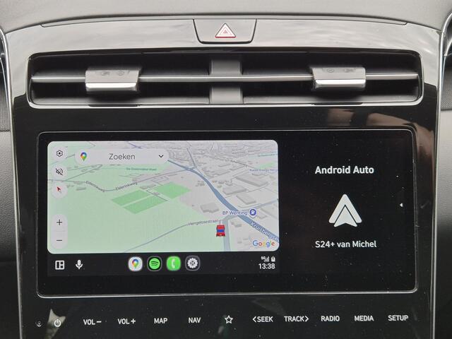 Hyundai TUCSON 1.6 CRDi 48V Premium Sky Automaat / Glazen schuif- en kanteldak / Trekgewicht 1650 kg / Apple Carplay Android Auto / Elektrische achterklep/ Adaptief cruise control /