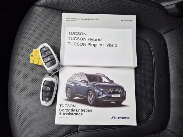 Hyundai TUCSON 1.6 CRDi 48V Premium Sky Automaat / Glazen schuif- en kanteldak / Trekgewicht 1650 kg / Apple Carplay Android Auto / Elektrische achterklep/ Adaptief cruise control /