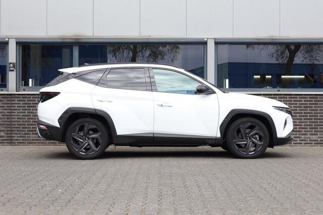 Hyundai TUCSON 1.6 T-GDI Advantage - Sensoren - LED - Camera - Navi - Trekhaak