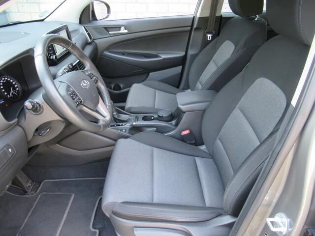Hyundai TUCSON 1.6 T-GDI 177 PK Automaat 2e eigen | tr.haak | navi | camera | 18 "inch | stoel + stuur verw