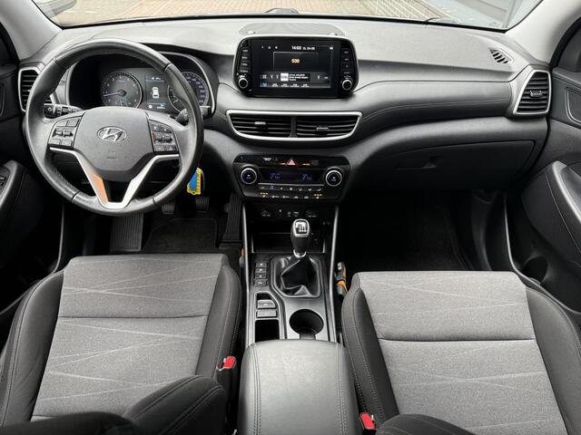 Hyundai TUCSON 1.6 GDI Comfort / Dealer Onderhouden / Trekhaak / 1400KG Trekgewicht / 19'' LM Velgen / Achteruitrij Camera /