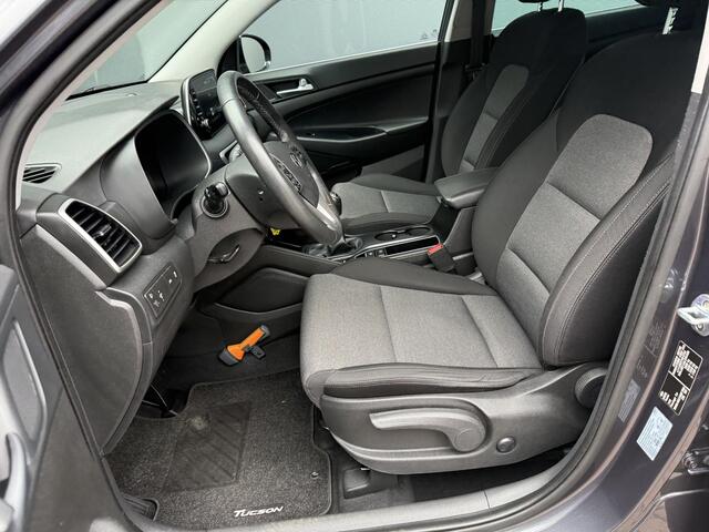 Hyundai TUCSON 1.6 GDI Comfort / Dealer Onderhouden / Trekhaak / 1400KG Trekgewicht / 19'' LM Velgen / Achteruitrij Camera /