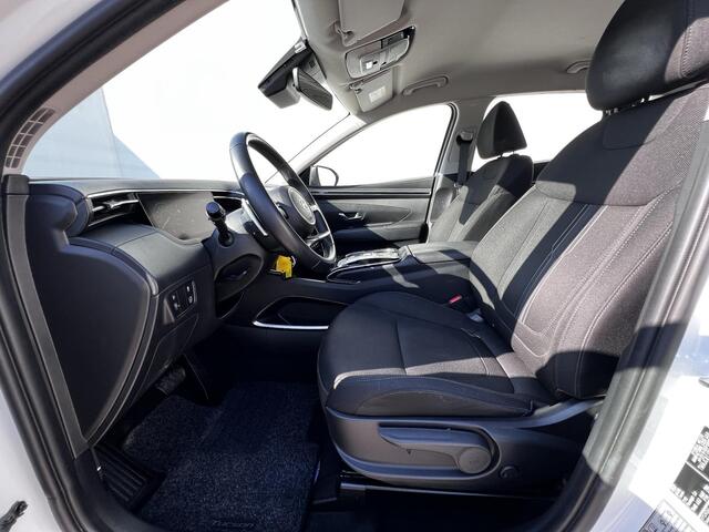 Hyundai TUCSON 1.6 T-GDI HEV 230pk Comfort Automaat / Trekgewicht 1.650 kg / Navigatie / Adaptieve CC / Dode hoek detectie / Camera / Apple Carplay Android /