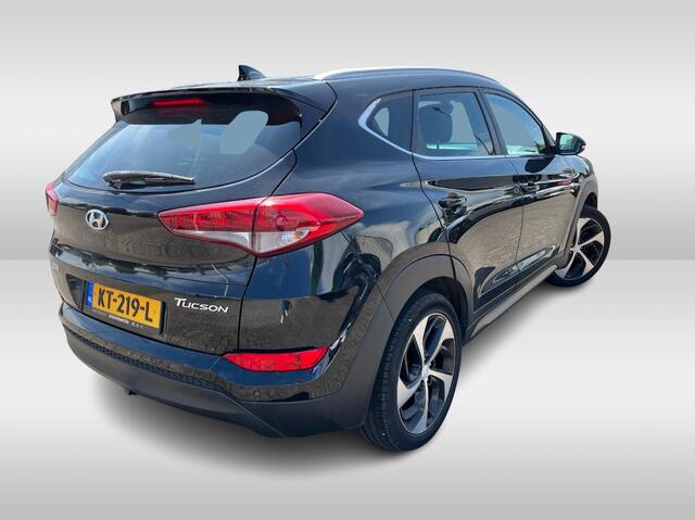 Hyundai TUCSON 1.6 GDi Comfort / Trekhaak / Camera / Leder / Navigatie / 19'' / Stoelverwarming 4x / DAB / Cruise Control