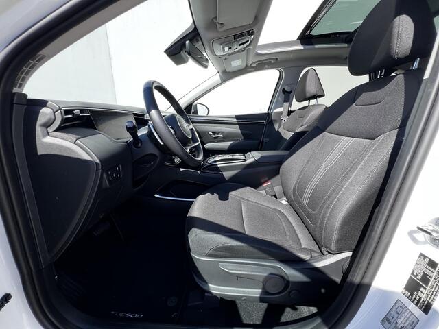 Hyundai TUCSON 1.6 T-GDI PHEV Comfort Smart Sky 4WD / Dealer onderhouden / Schuif-kanteldak / Elektr. klep / Trekgewicht 1.350 kg / Adapt. CC / Apple Carplay Android / All Seasonbanden 19" /