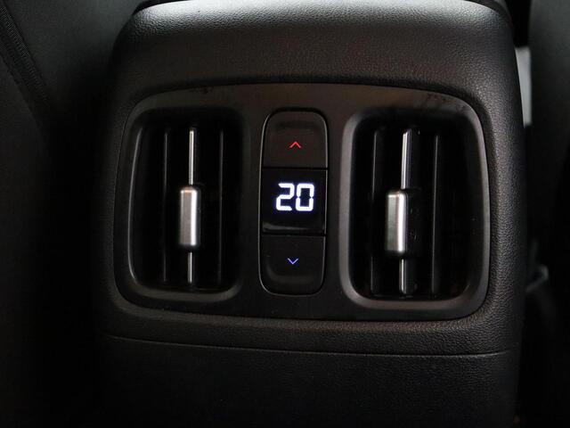 Hyundai TUCSON 1.6 T-GDI HEV Comfort Smart | Apple Carplay & Android Auto | Stoelverwarming | 19 Inch Velgen |
