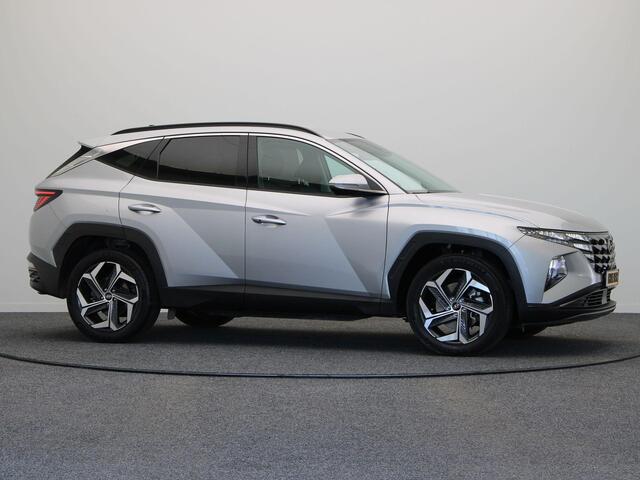 Hyundai TUCSON 1.6 T-GDI HEV Comfort Smart | Apple Carplay & Android Auto | Stoelverwarming | 19 Inch Velgen |