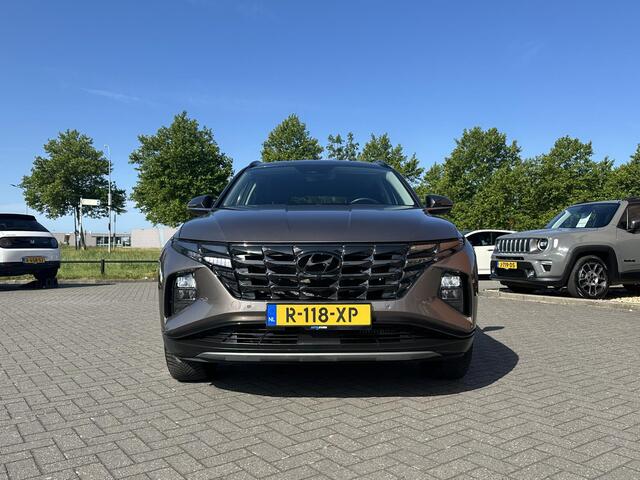 Hyundai TUCSON 1.6 T-GDI PHEV Premium 4WD | Trekhaak | Vol-Leder | Adapt. Cruise Control | Apple Carplay/Android Auto | Stoelverwarming | Dodehoek Detectie | 360° Camera | Rijklaarprijs!