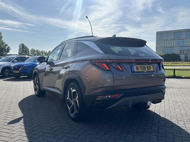 Hyundai TUCSON 1.6 T-GDI PHEV Premium 4WD | Trekhaak | Vol-Leder | Adapt. Cruise Control | Apple Carplay/Android Auto | Stoelverwarming | Dodehoek Detectie | 360° Camera | Rijklaarprijs!