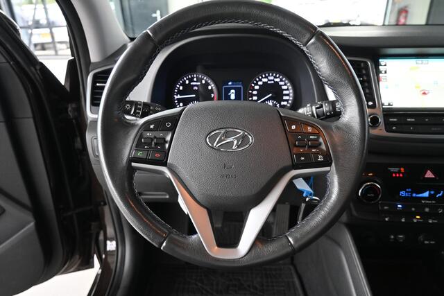 Hyundai TUCSON 1.6 GDi Comfort Stoel/Stuur verwarming Climate control Cruise control Trekhaak Navigatie Inruil Mogelijk!