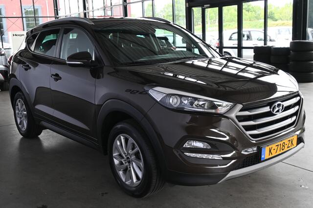 Hyundai TUCSON 1.6 GDi Comfort Stoel/Stuur verwarming Climate control Cruise control Trekhaak Navigatie Inruil Mogelijk!