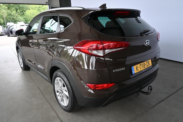 Hyundai TUCSON 1.6 GDi Comfort Stoel/Stuur verwarming Climate control Cruise control Trekhaak Navigatie Inruil Mogelijk!
