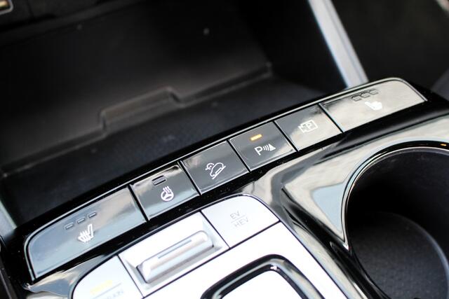 Hyundai TUCSON 1.6 T-GDI PHEV Comfort Smart 4WD I NAVI I ADP CRUISE I CAMERA I