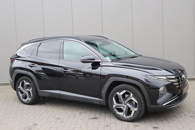 Hyundai TUCSON 1.6 T-GDI PHEV 265PK 4WD Comfort Smart Trekhaak/Navigatie/Camera/Winter-pack/Adaptive-cruise