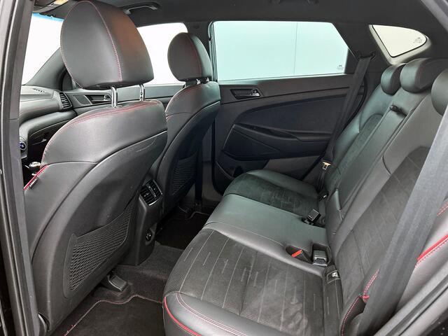 Hyundai TUCSON 1.6 CRDi mild-hybride 136PK / 48V N-Line / Trekhaak / Navigatie / Camera / 1/2Leder / Airco-ecc./ Stoelverwarming / Apk - nieuw