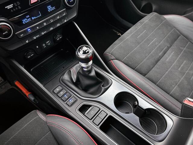 Hyundai TUCSON 1.6 CRDi mild-hybride 136PK / 48V N-Line / Trekhaak / Navigatie / Camera / 1/2Leder / Airco-ecc./ Stoelverwarming / Apk - nieuw