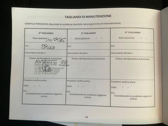 Hyundai TUCSON 1.6 T-GDI HEV 230pk Comfort Smart / Fabrieksgarantie tot 09-2028 / Dealer onderhouden / Trekgewicht 1650 KG / Navigatie / Achteruitrijcamera / Stuur- en stoelverwarming / Apple Carplay/Android auto / 19" LM /