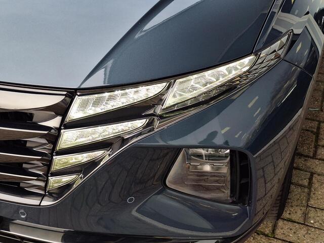 Hyundai TUCSON 1.6 T-GDI PHEV Comfort Smart 4WD | Trekhaak | Apple Carplay/Android Auto | Stoel/stuurverwarming | Elektrische achterklep | Climate control | Adaptief Cruise Control | Draadloos oplaadstation |